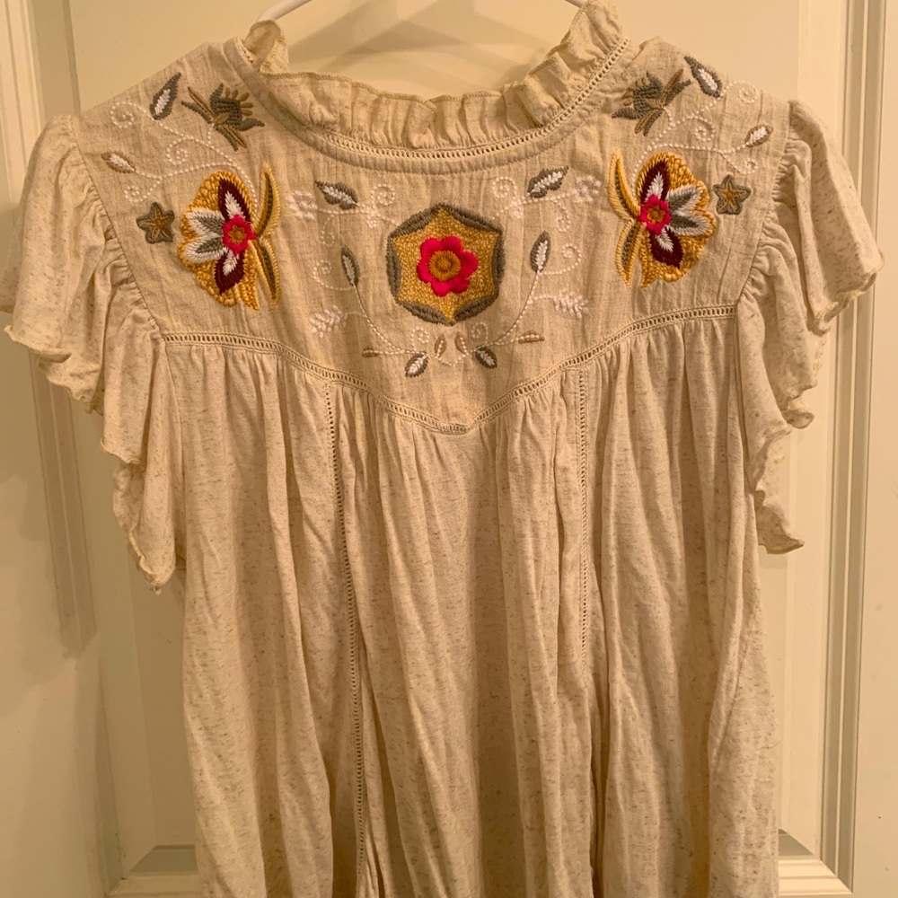 Single Embroidered Blouse - Ivory